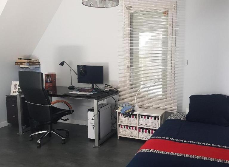 مبيت وإفطار Grande Chambre Entre Caen Et La Mer Chambre Terrasse Jardin Et Piscine