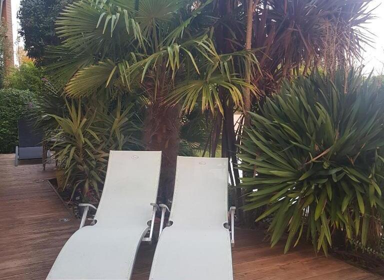 مبيت وإفطار Grande Chambre Entre Caen Et La Mer Chambre Terrasse Jardin Et Piscine