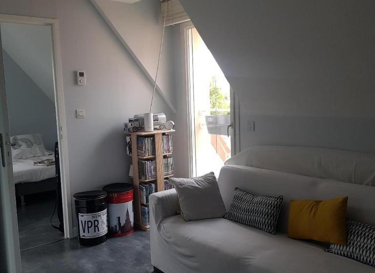 مبيت وإفطار Grande Chambre Entre Caen Et La Mer Chambre Terrasse Jardin Et Piscine