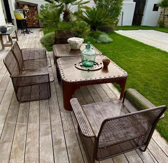 Bed and Breakfast Maisons 322   La Flamboyante