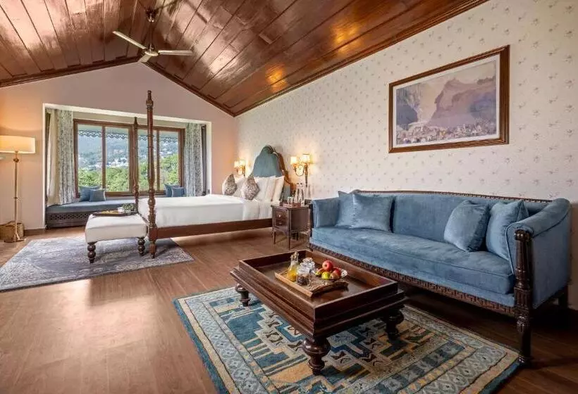 ホテル Brij Anayra Dharamshala   A Himalayan Luxury Retreat