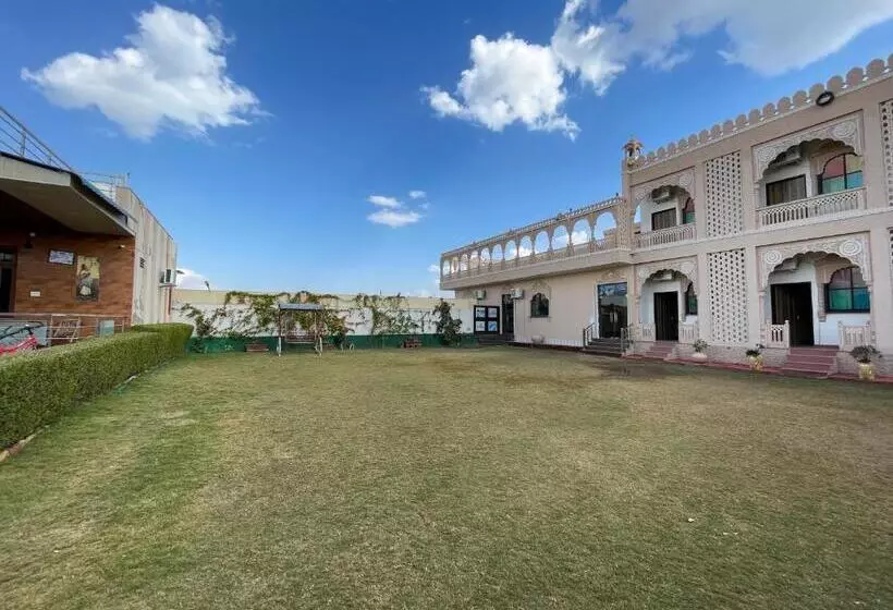 ホテル Chouhan Palace