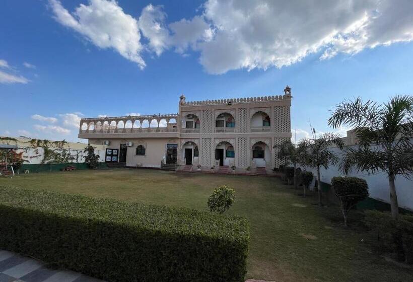 酒店 Chouhan Palace