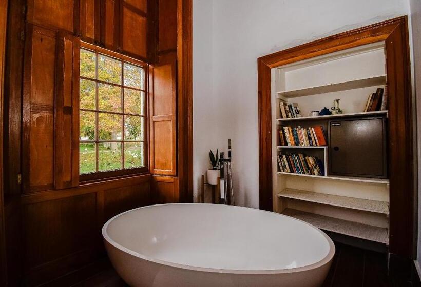 فندق Heins Manor House