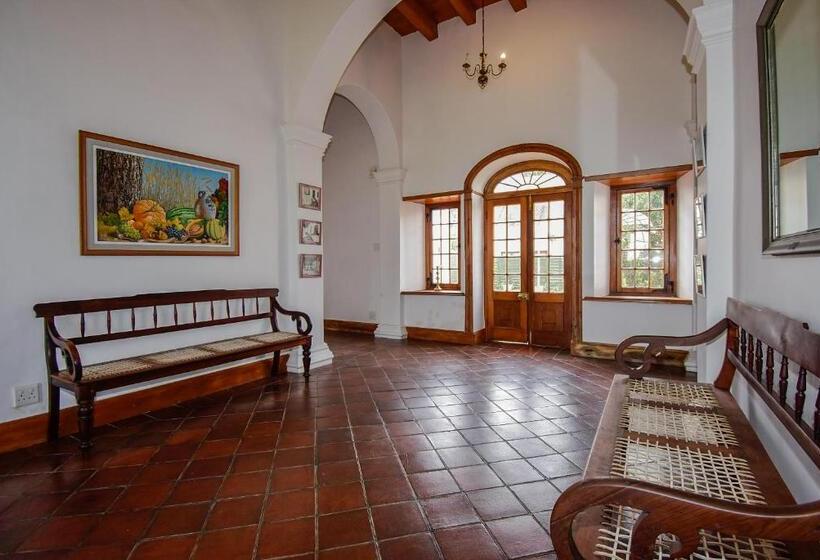 فندق Heins Manor House