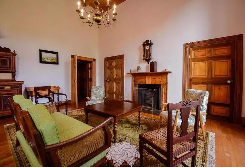 Hotelli Heins Manor House