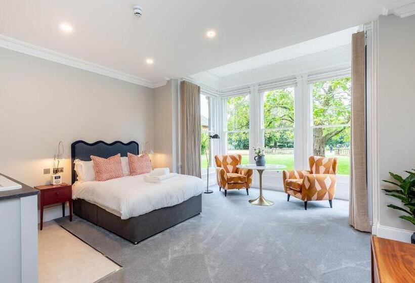 فندق Old Abbey House