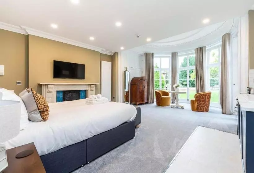 Hotelli Old Abbey House