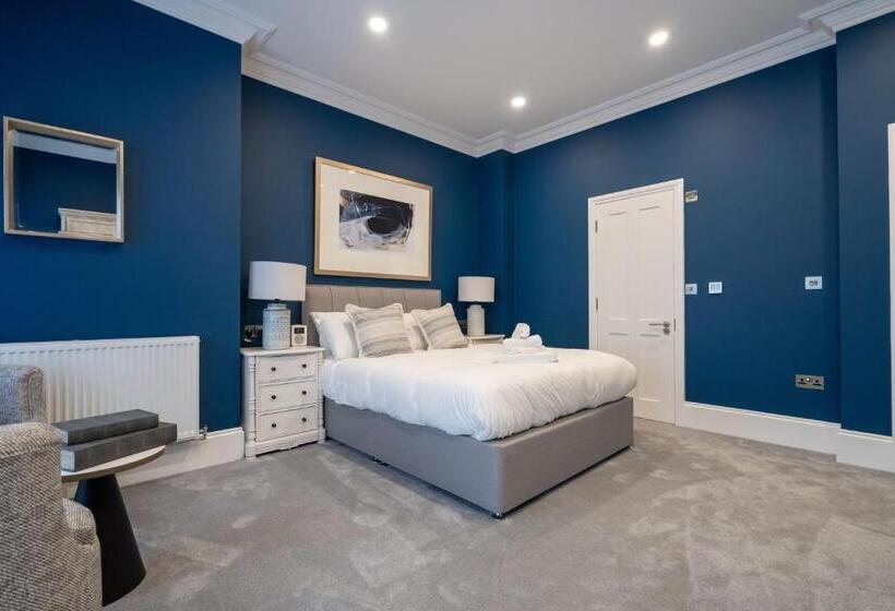 فندق Old Abbey House