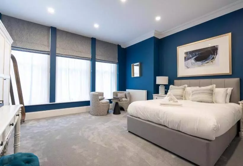 Hotelli Old Abbey House