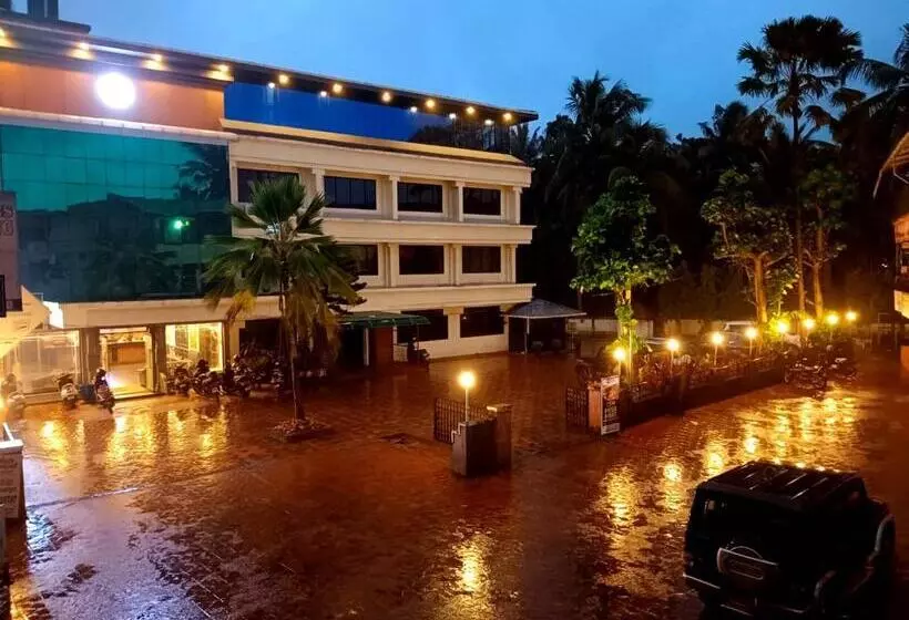 Liwa Tower Hotel & Business Center