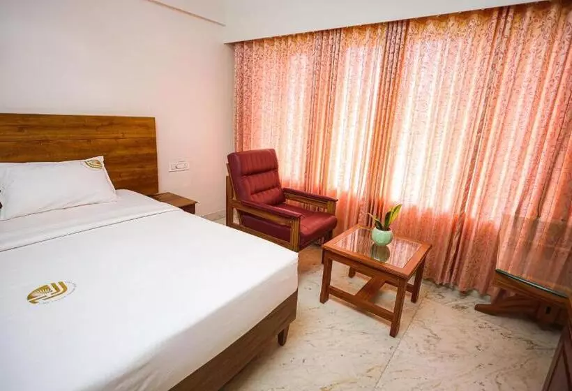 Liwa Tower Hotel & Business Center