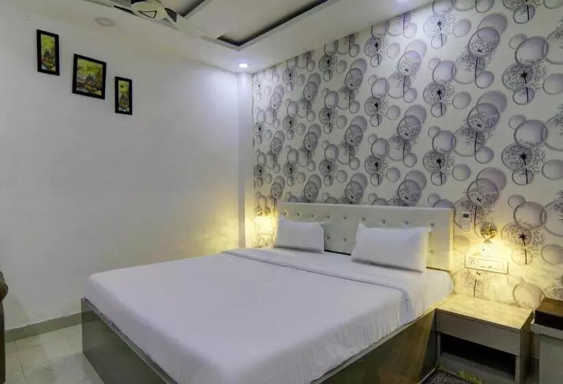 Oyo 81273 Hotel Krishna Inn