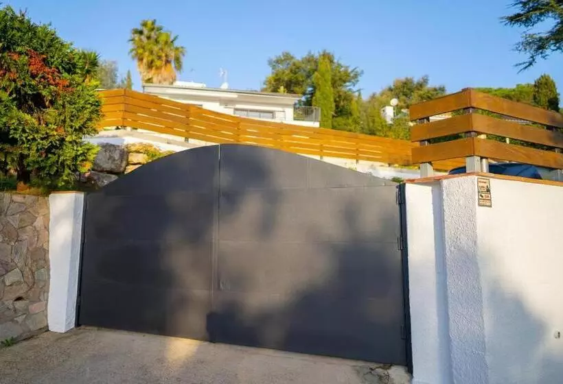 ペンション Seaview Tiny House 1 Km Nach Platja D Aro Und Stränden