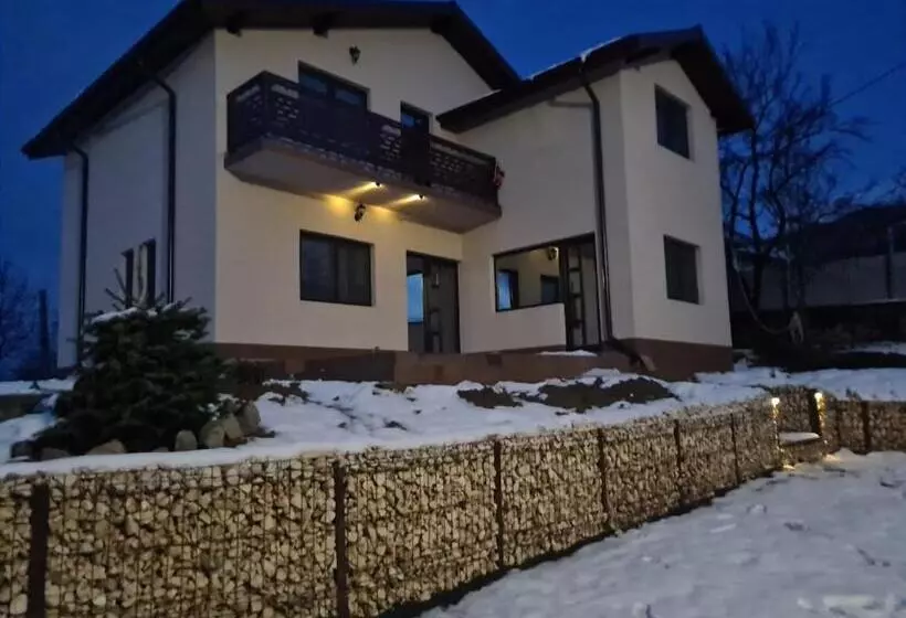 Piatra Rosie Pensiune Agroturistică