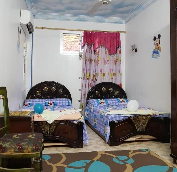 تختخواب و صبحانه Keka Nubian House