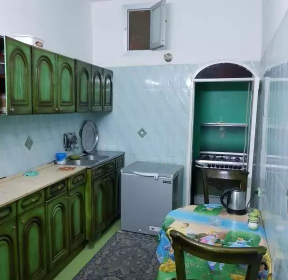 تختخواب و صبحانه Keka Nubian House