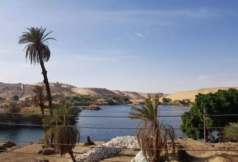 تختخواب و صبحانه Keka Nubian House