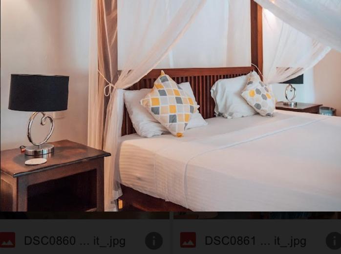 ホテル Amara Villa