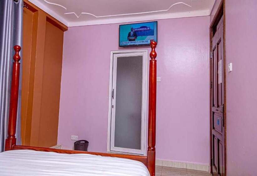 هتل Diamonds Lounge