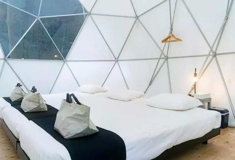 Hotelli 泊まれる公園 Inn The Park