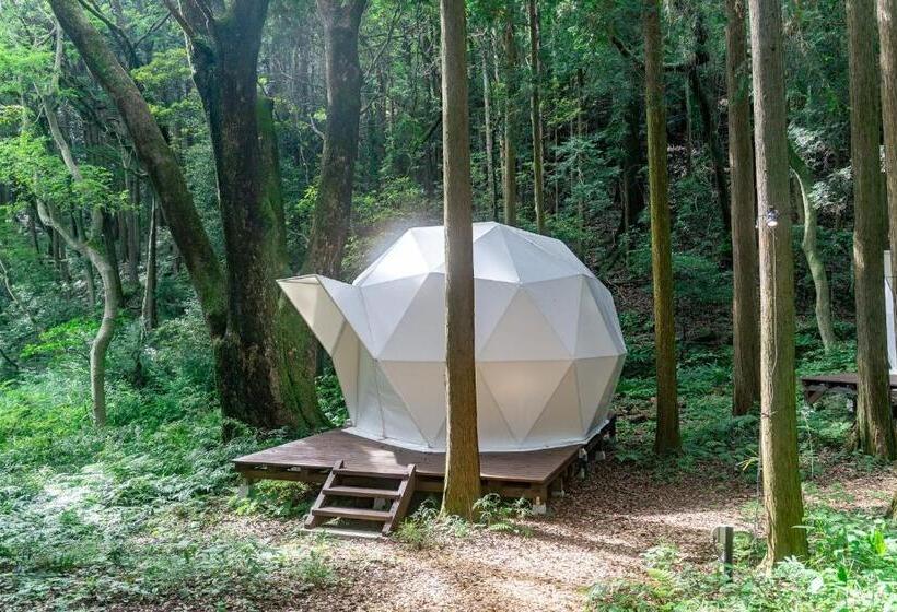 ホテル 泊まれる公園 Inn The Park