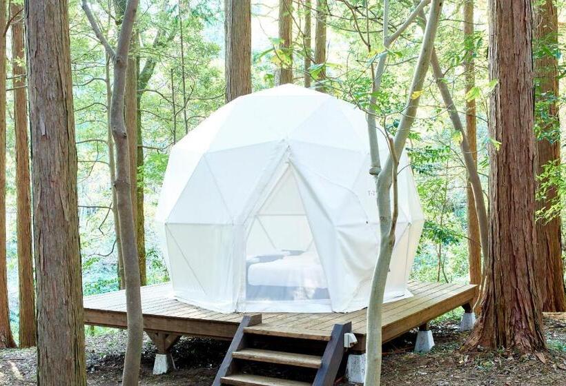 ホテル 泊まれる公園 Inn The Park