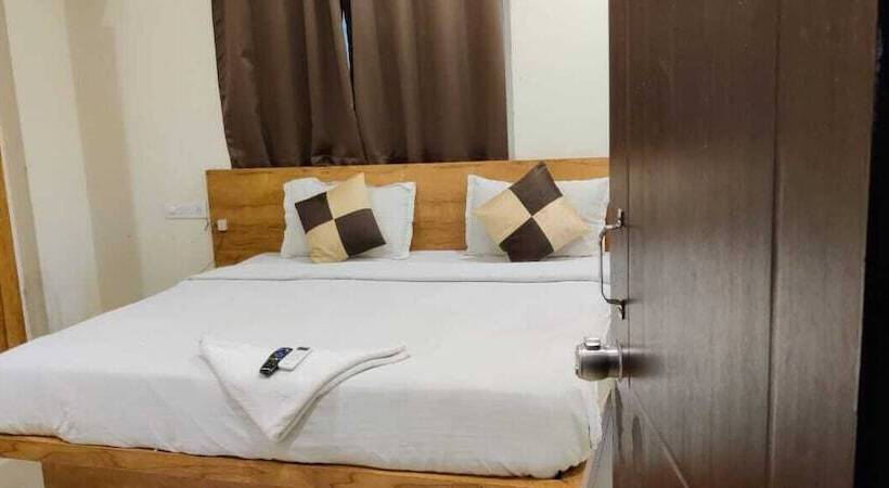 Szálloda Iroomz P Homes