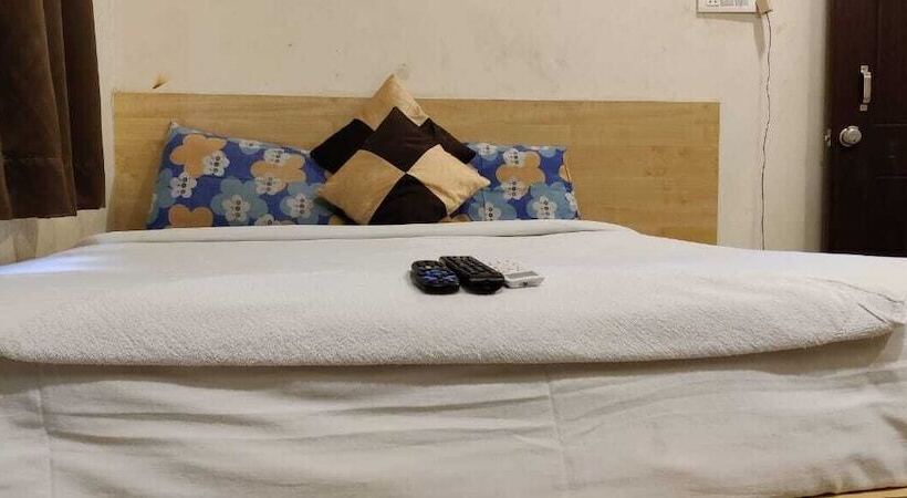 Szálloda Iroomz P Homes