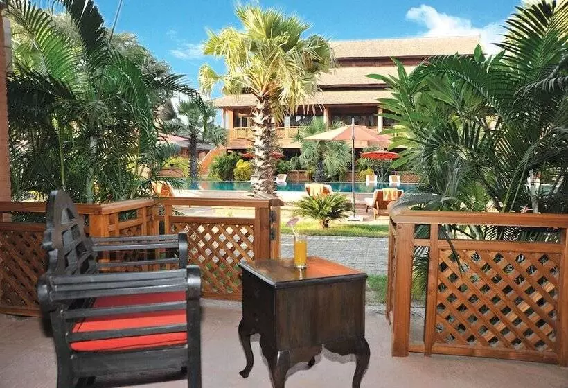 هتل One Myanmar Resort Bagan