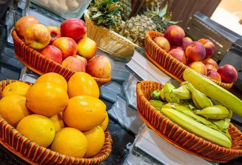 هتل Petra Moon Luxury