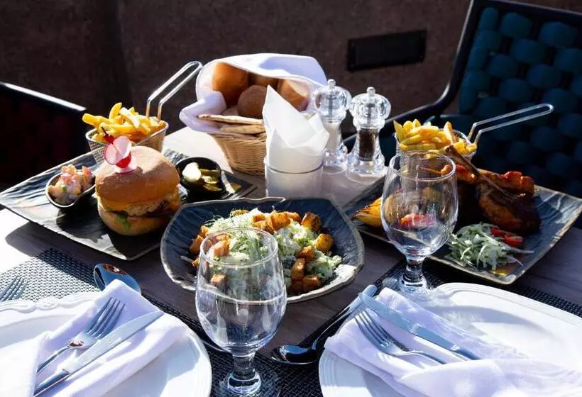 هتل Petra Moon Luxury