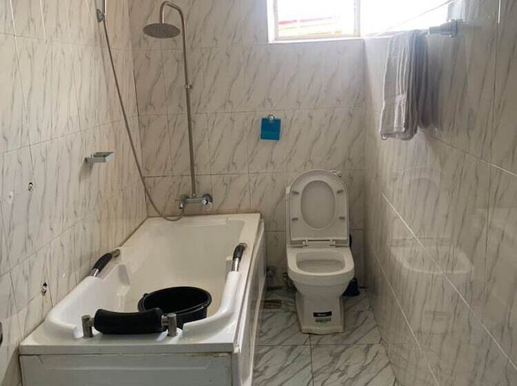 호텔 T Golden Villa