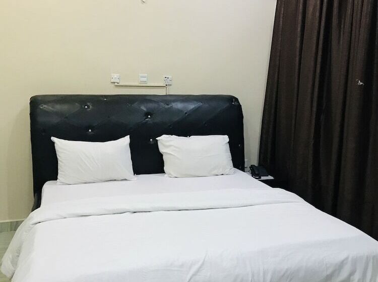 호텔 T Golden Villa