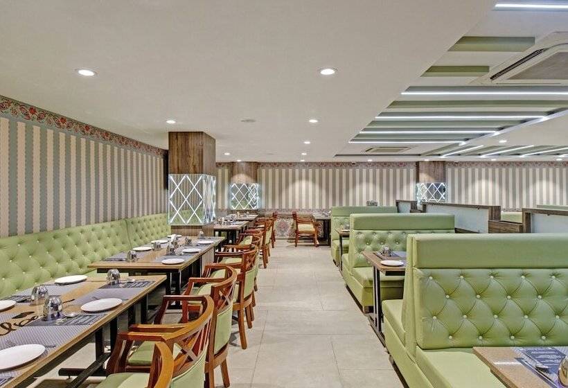 בית מלון כפרי Treebo Usha Vasivi Alipiri Road, 2 Km From Tirupati Central Bus Station