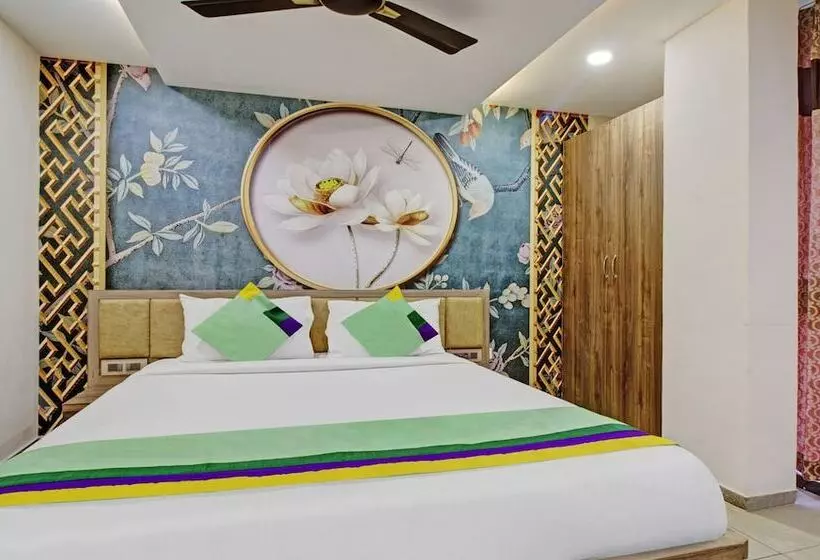 Hotelli Treebo Usha Vasivi Alipiri Road, 2 Km From Tirupati Central Bus Station