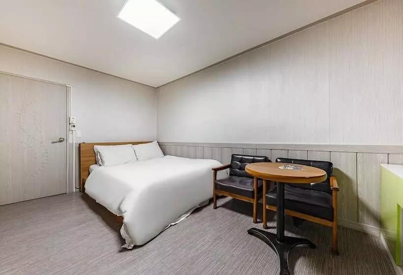 Jecheon Cello Motel