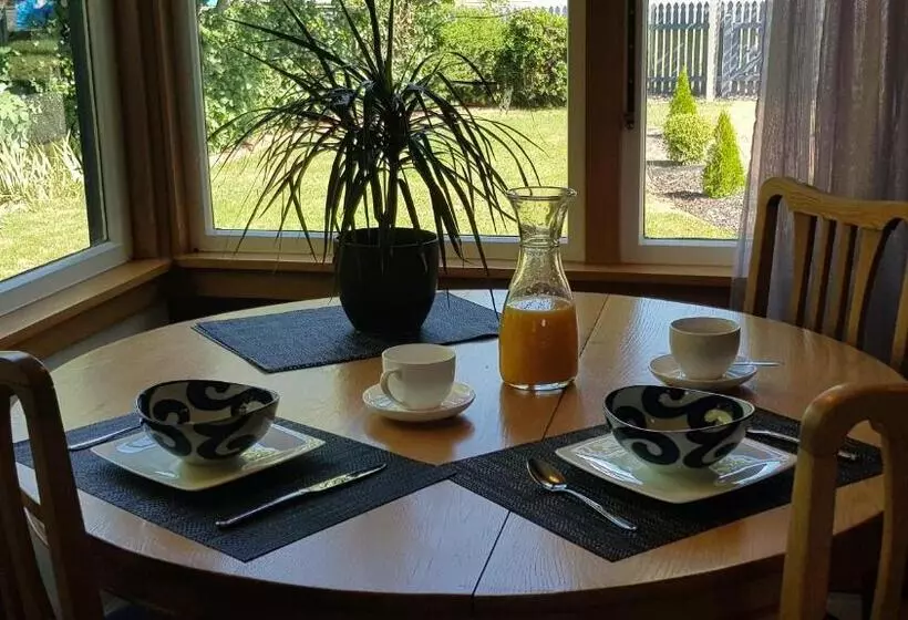 Morning Bloom Cottage Bed And Breakfast