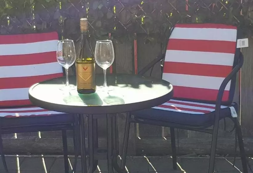 Morning Bloom Cottage Bed And Breakfast