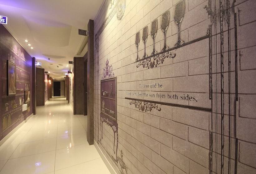 汽车旅馆 Changwon Haryeon Design