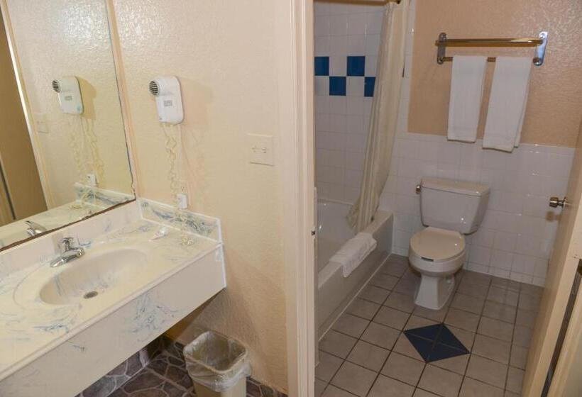 فندق على الطريق Garden Suites