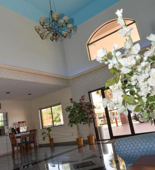 فندق على الطريق Garden Suites