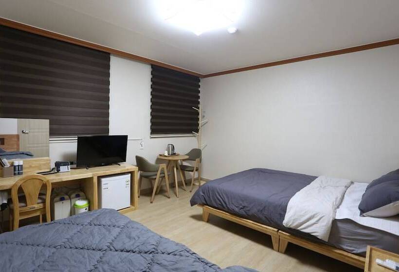 Oceanview Motel Sokcho