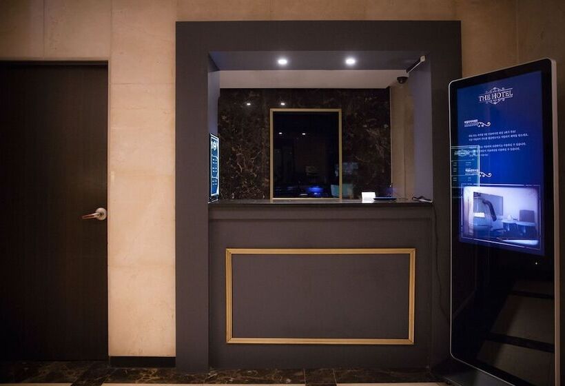 מוטל Suwon Mangpo Station The