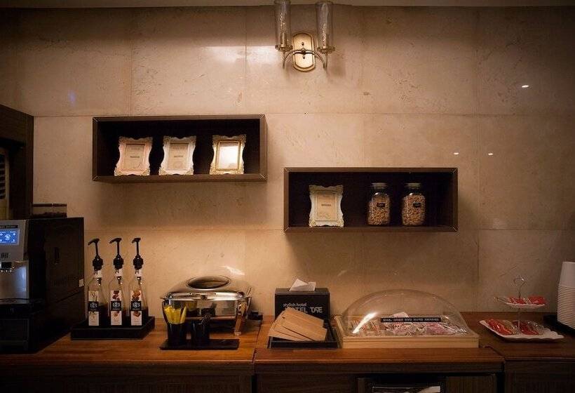 מוטל Suwon Mangpo Station The