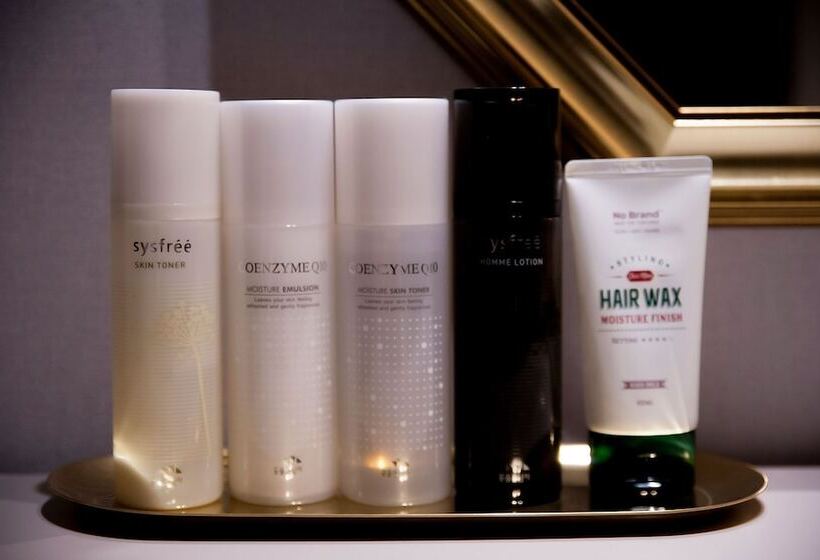 מוטל Suwon Mangpo Station The