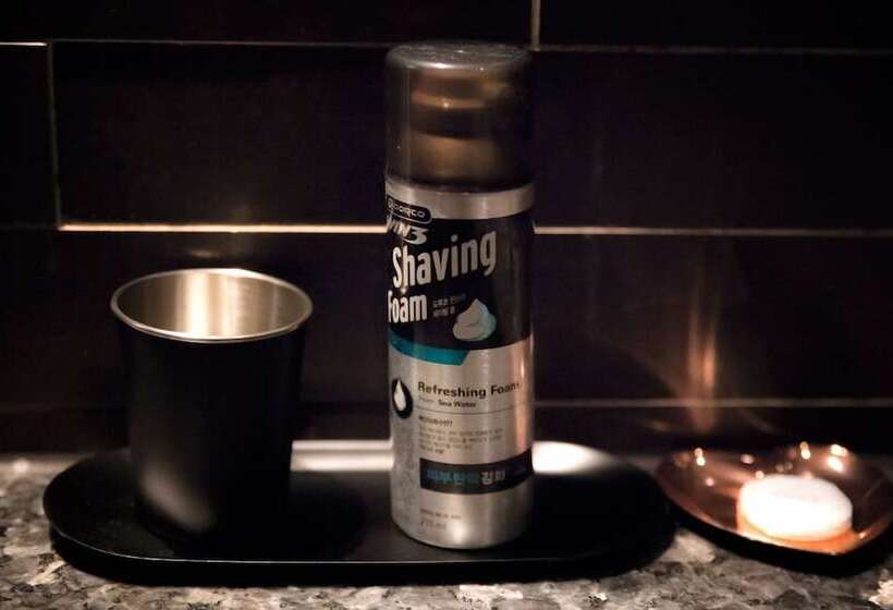 מוטל Suwon Mangpo Station The