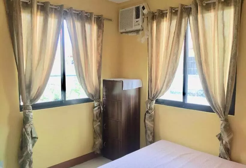 ペンション Jireh’s Guests Home