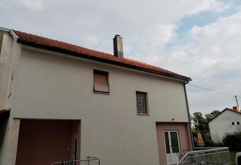 پانسیون Smještaj Nevesinje