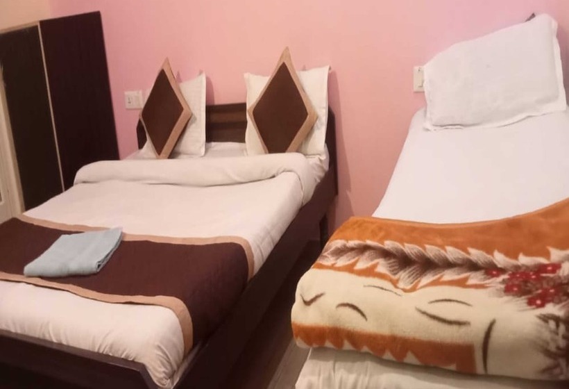 Triple One Hostels And Hotels